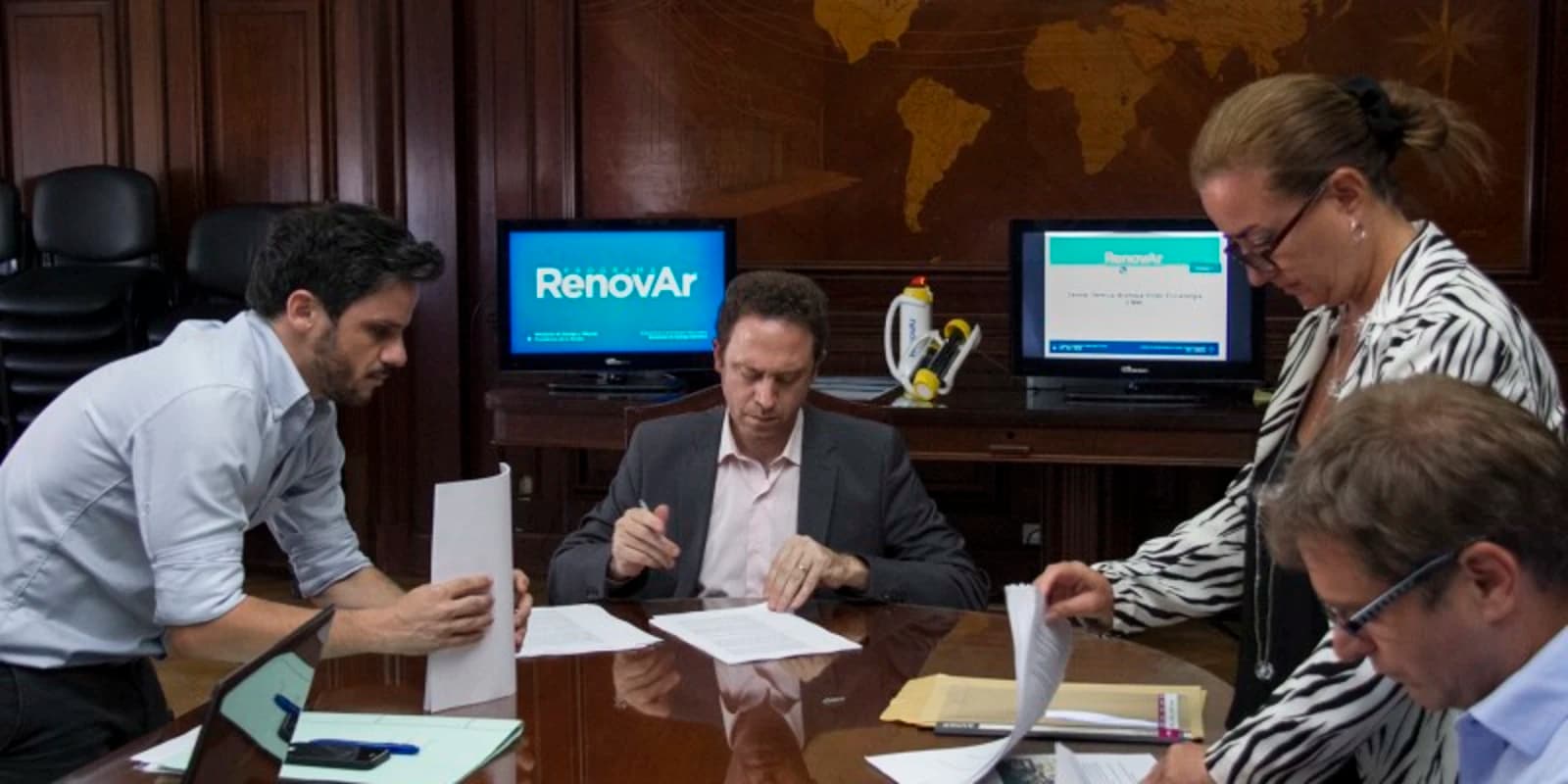 Tres proyectos de energías renovables en juego: se acerca la fecha límite para la firma de contratos de la licitación Ronda 2