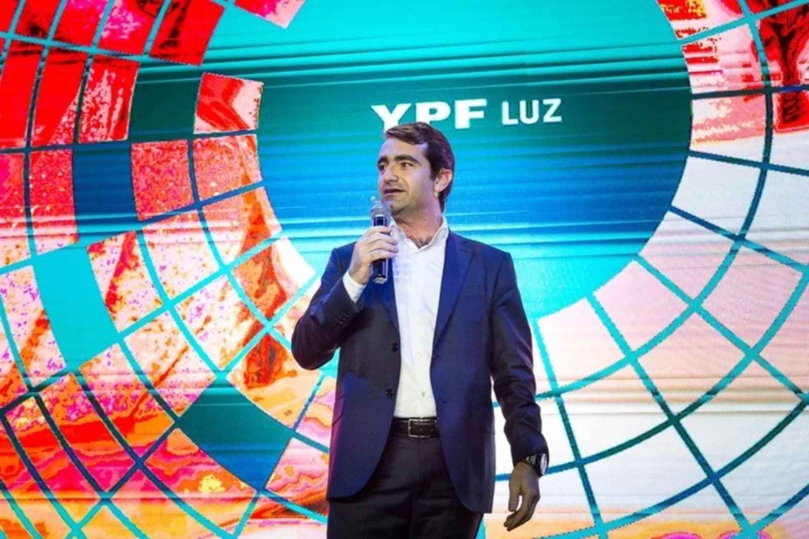 YPF Luz cerró un nuevo contrato de energía renovable a 10 años con dos fábricas textiles