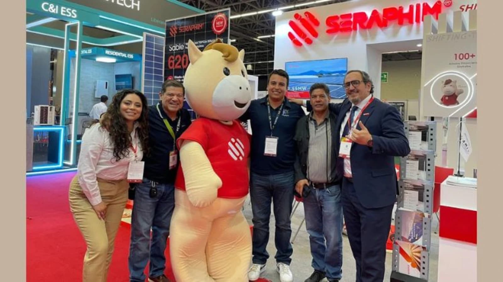 Seraphim e Indelek impulsan la energía solar en la frontera con acuerdo de cooperación de 10 MW