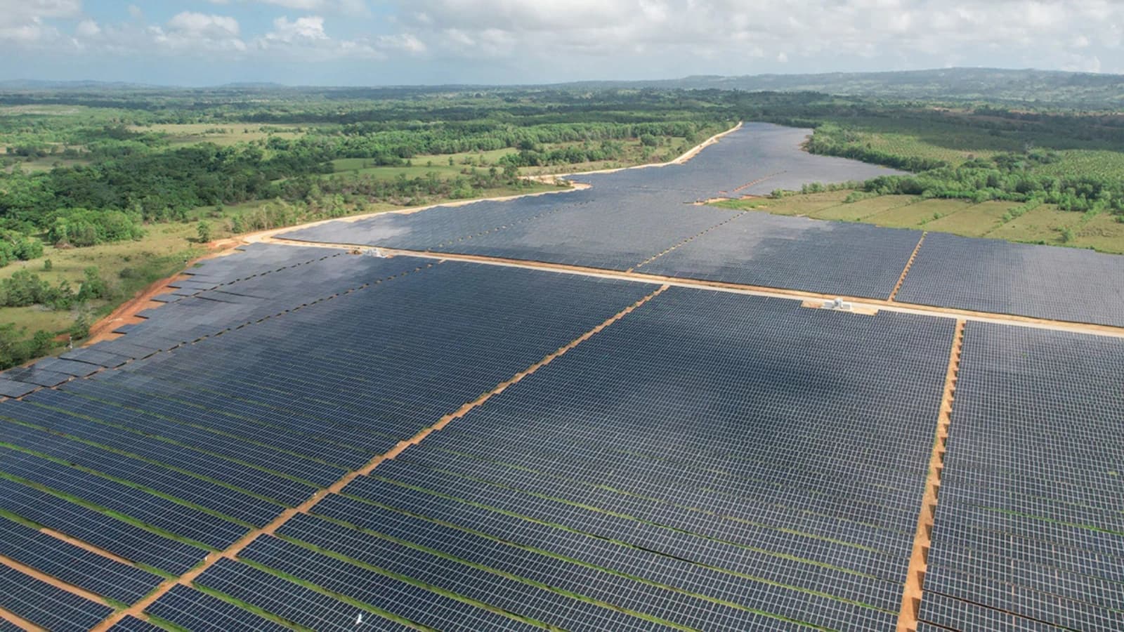 Parque Solar Fotovoltaico Matrisol: 94000 MWh de energía limpia impulsando el desarrollo del país