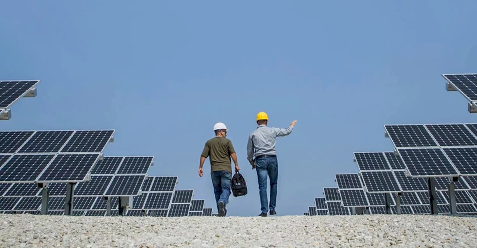 Rematan acciones de seis parques fotovoltaicos de Uruguay que poseen PPA con UTE