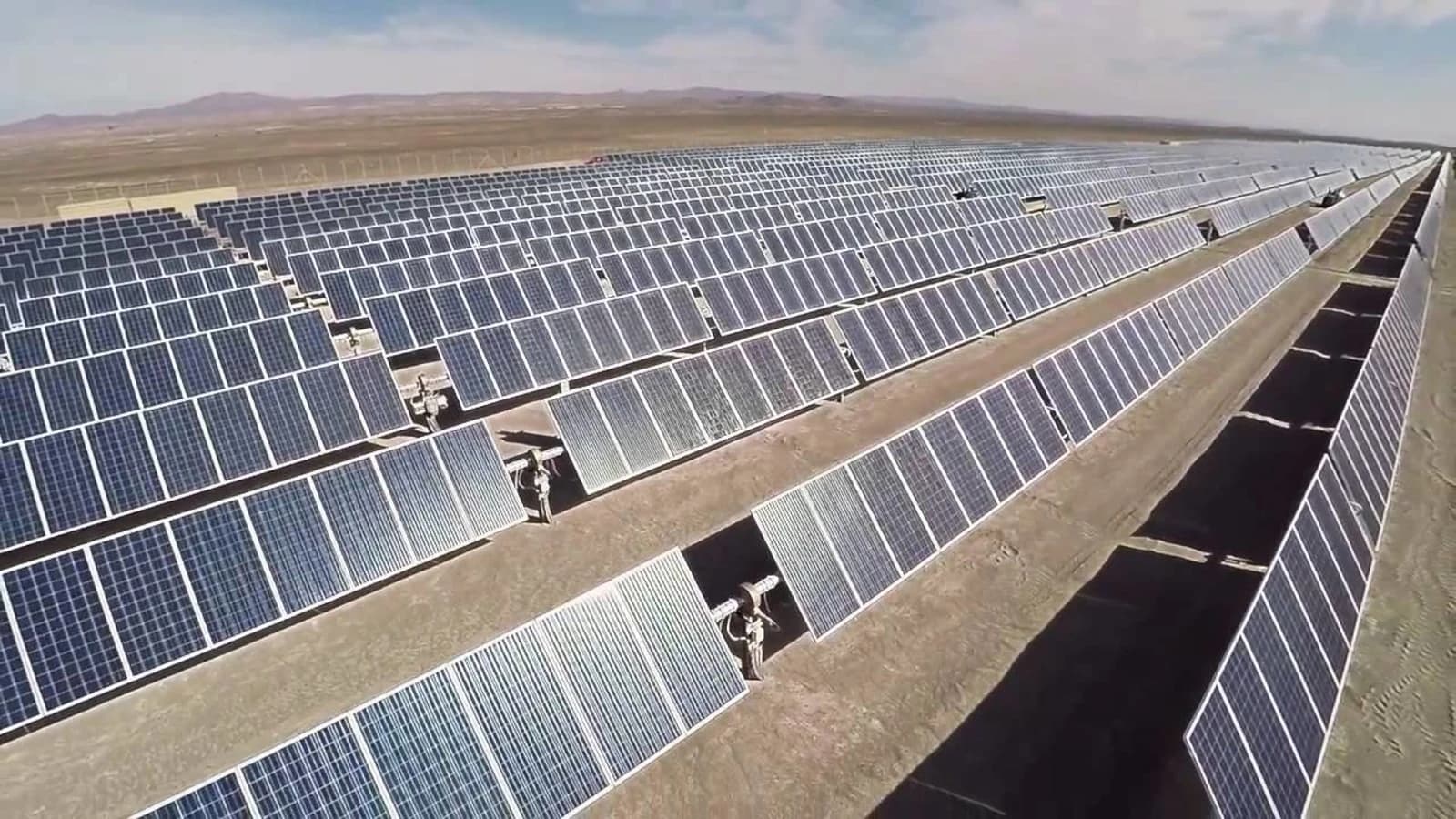 Atlas Renewable Energy y DNB Markets emiten el mayor bono privado verde para América Latina para dos parques solares en Chile